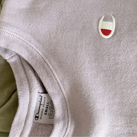 Champion Lavender Crewneck Sweatshirt - Picture 3 of 7